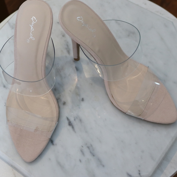 Clear Sandals - Picture 3 of 3